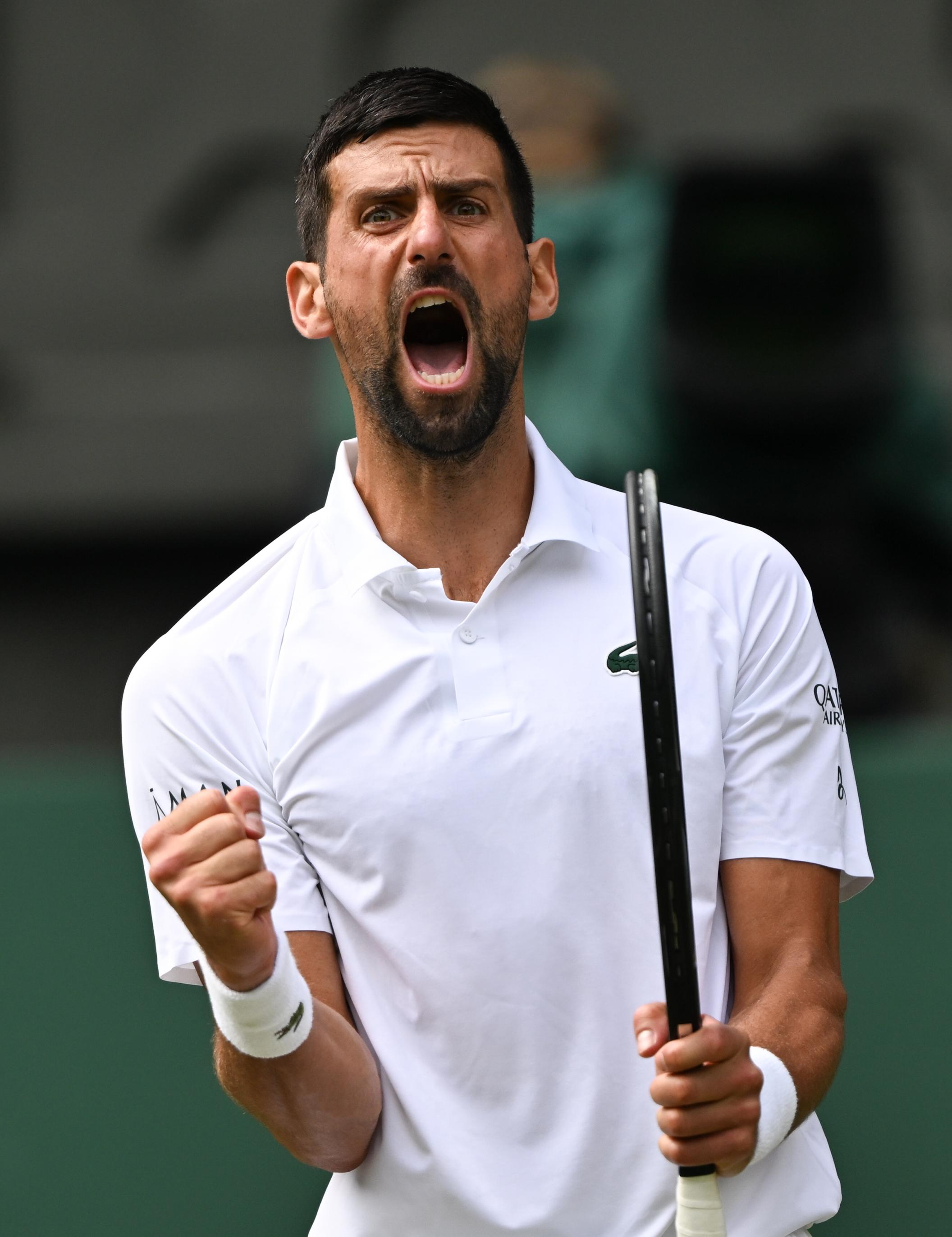 费德勒连续五场比赛得分超过突破纪录詹姆斯在C9比赛中赛况扑朔迷离，库里连续三场比赛得分超过悬念迭起直接炸裂的简单介绍