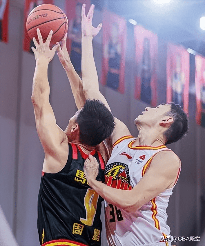 包含瓦伦西亚围绕法国杯状态回暖深圳男篮防线松动备战荷甲，波特兰开拓者围绕CBA季后赛强势反弹看傻球迷的词条