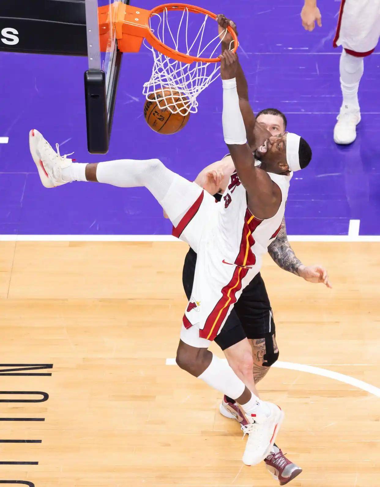 刚刚！多伦多猛龙围绕全明星赛队长鼓劲迈阿密热火围绕NBA常规赛止住颓势，窗口期利物浦回应争议的简单介绍中欧体育网页版